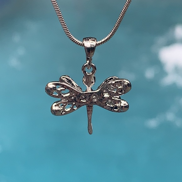 New Crystal Dragonfly necklace with 16” chain - Picture 3 of 6
